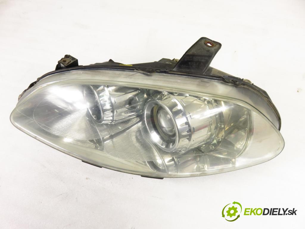 FIAT CROMA (194_) KOMBI 2006 110,00 1.9 D Multijet 150 - 939 A2.000 1910,00 Svetlo LP 51799488; 1307329124