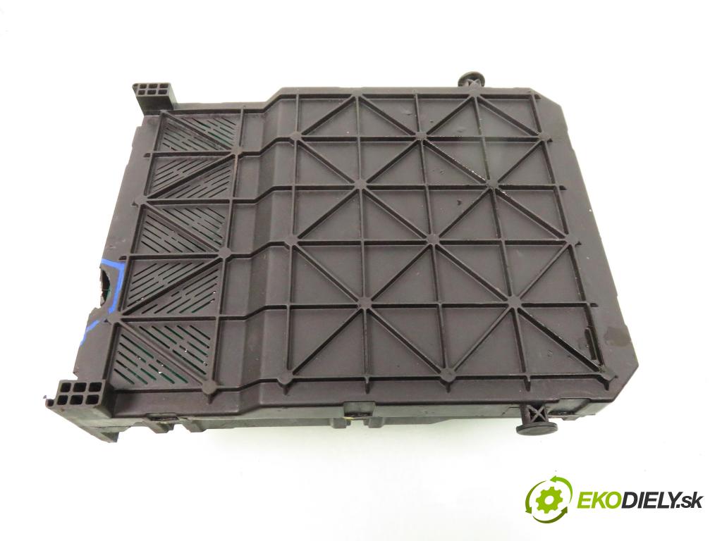 CITROEN C3 I (FC_) HB 2003 44,00 1.1 i - HFX (TU1A) 1124,00 MODUL BSI 9652474380; S118085300K