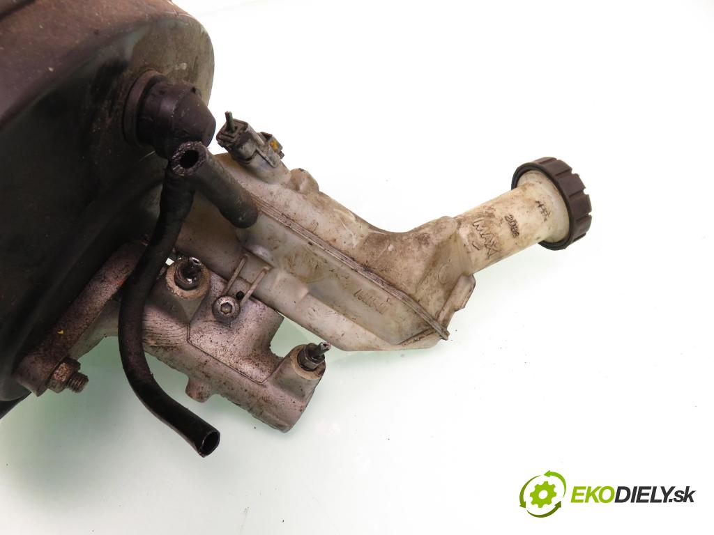 RENAULT CLIO III (BR0/1, CR0/1) HB 2010 50,00 1.5 dCi 68 - K9K 768 1461,00 posilovač 8200674380A (Servočerpadlo)