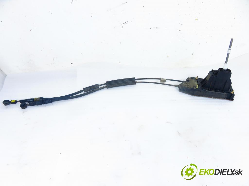 RENAULT LAGUNA II Grandtour (KG0/1_) KOMBI 2001 88,00 1.9 dCi (KG0G) - F9Q 670 1870,00 ZVEDÁK: 8200172835B