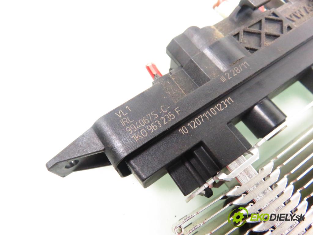 VW JETTA IV (162, 163, AV3, AV2) SEDAN 2011 77,00 1.6 TDI - CAYC 1598,00 Výhrevné teleso, radiátor kúrenia elektrická 1K0963235F (Radiátor kúrenia)