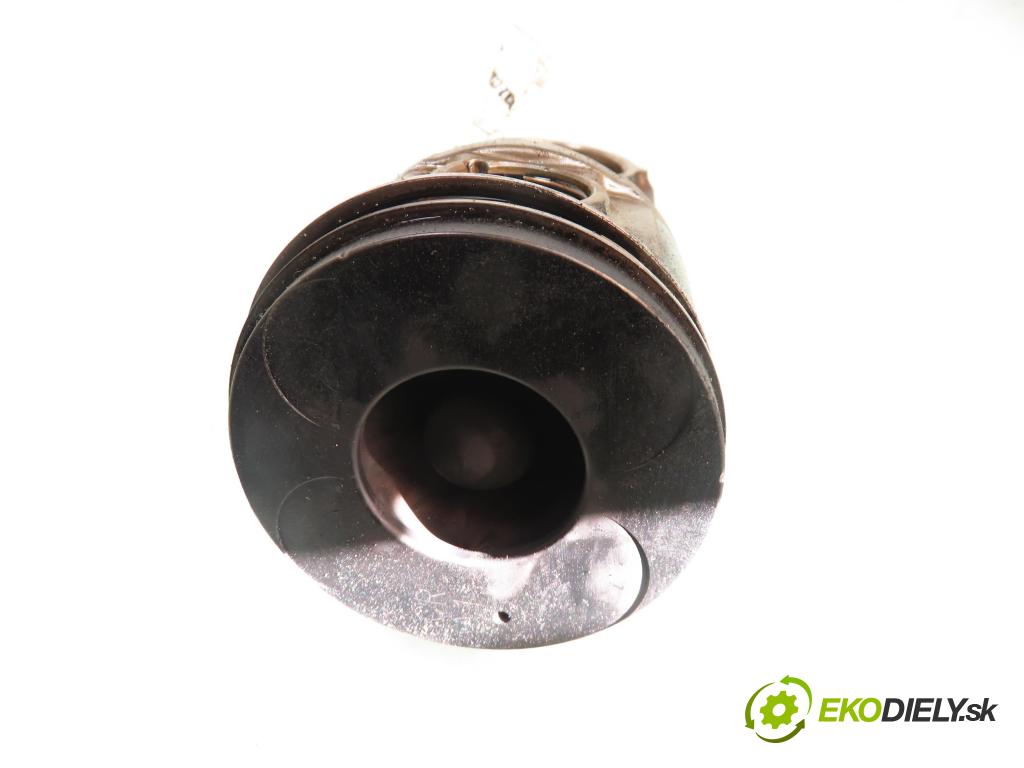 KIA CARNIVAL II (GQ) MINIVAN 2003 106,00 2.9 CRDi - J3 2902,00 piest 