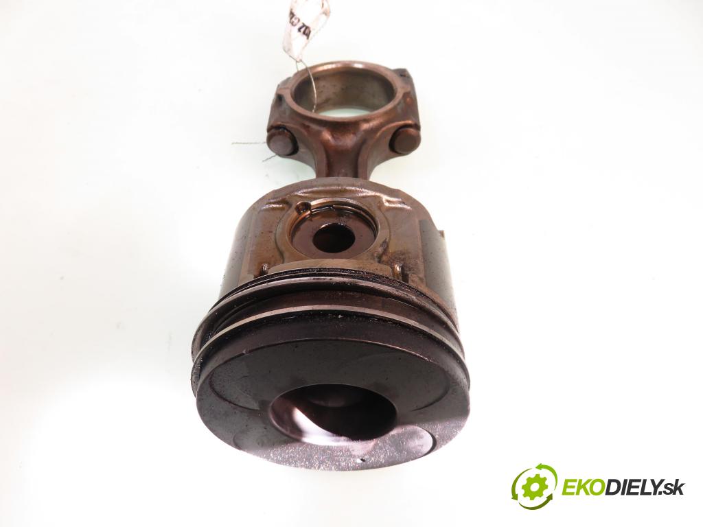 KIA CARNIVAL II (GQ) MINIVAN 2003 106,00 2.9 CRDi - J3 2902,00 (piest