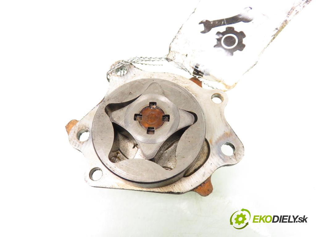 TOYOTA YARIS (_P1_) HB 2000 50,00 1.0 VVT- i 68 - 1SZ-FE 998,00 pumpa oleje  (Olejové pumpy)