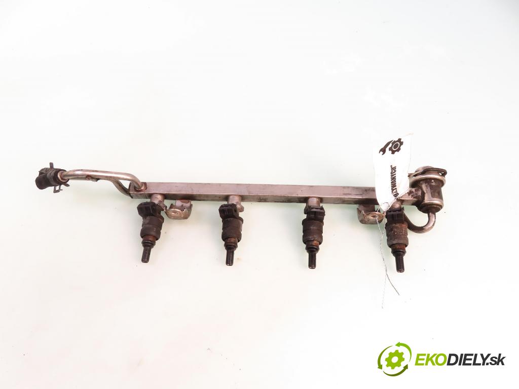 VW GOLF IV (1J1) HB 1998 92,00 1.8 20V 125 - AGN 1781,00 Lišta vstrekovacia 06A906031D; 06A133317E (Vstrekovacie lišty)