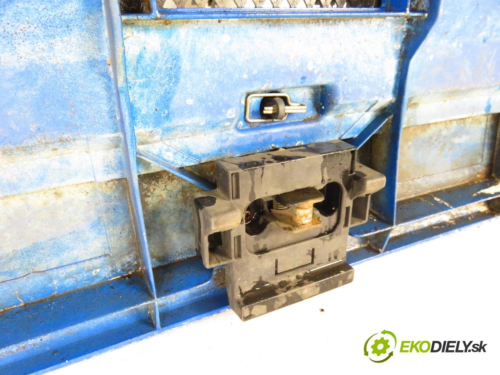 MAN TGA KABINA/PLATFORMA 2003 338,00 D2876 12816,00 kapota 81611100053