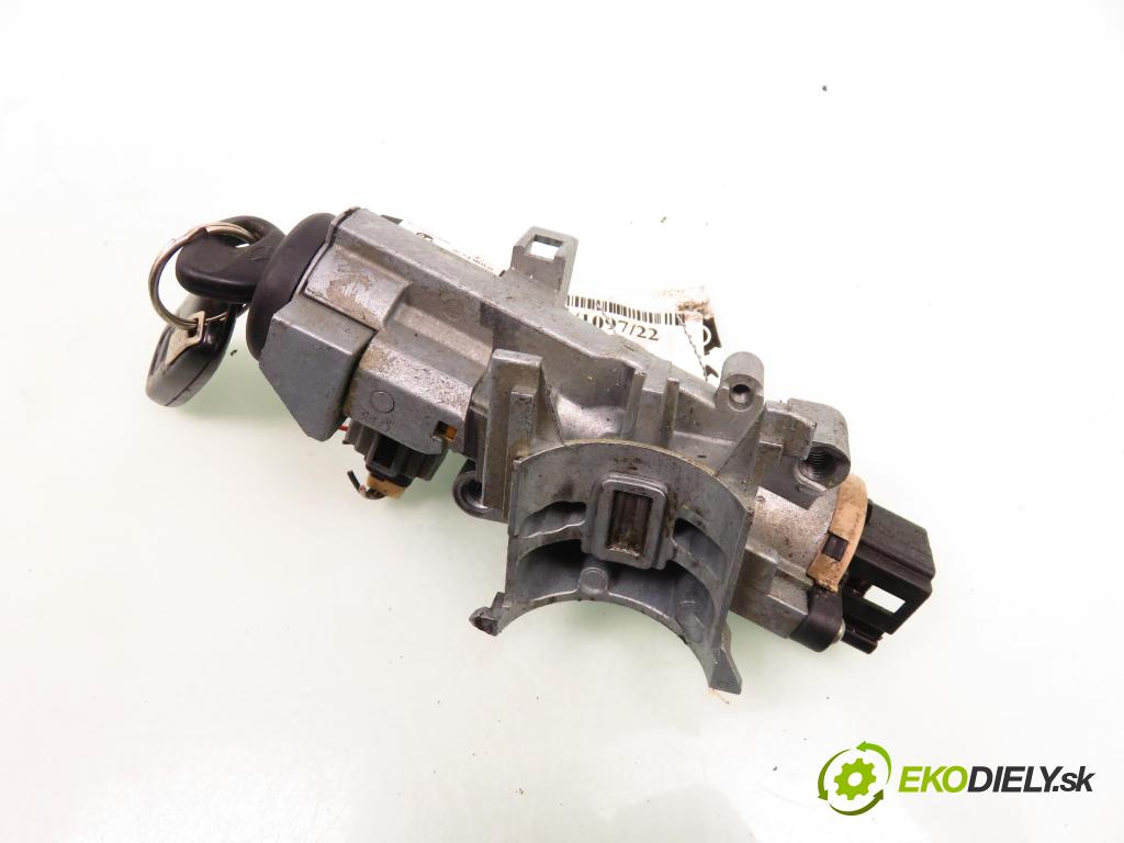 MAZDA 6 Hatchback (GG) LIFTBACK 2005 89,00 2.0 DI - RF5C 1998,00 spinačka  (Spínacia skrinka)