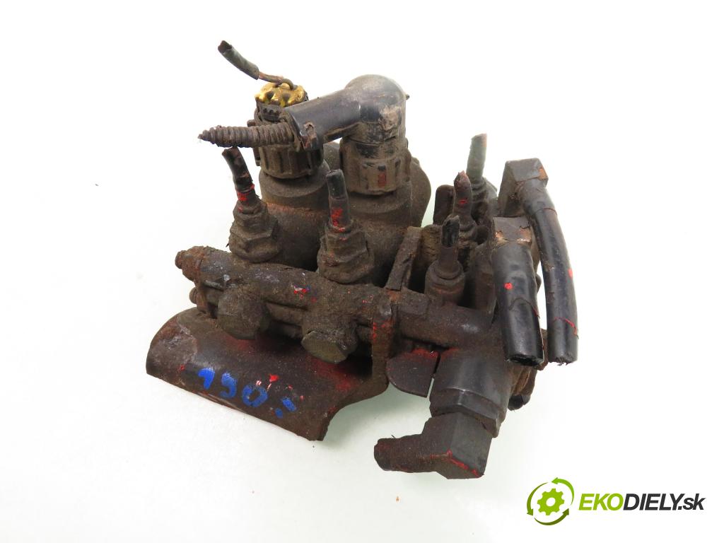MAN TGA KABINA/PLATFORMA 2003 338,00 D2876 12816,00 VENTIL PNEUMATICKÝ: 81981836000