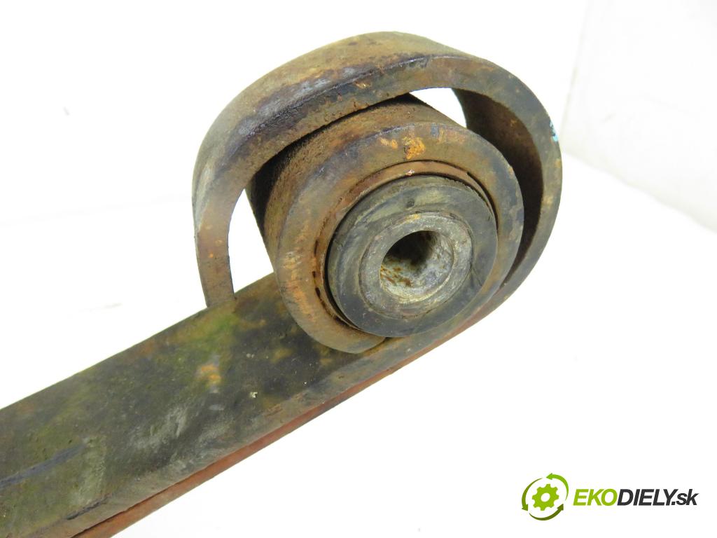 DAEWOO LUBLIN 3 KABINA/PLATFORMA 2000 66,00 2.4 TD 90 - 4CT90 2417,00 Listové pero predný
