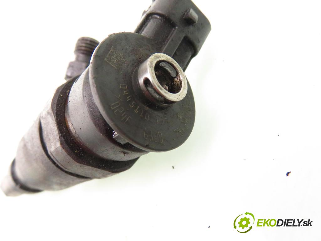 PEUGEOT 206 liftback (2A/C) HB 2004 50,00 1.4 HDi 8V 70 - 8HZ 1398,00 vstrekovač 0445110135   (Vstrekovač paliva)