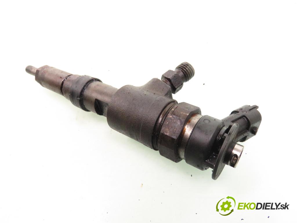 PEUGEOT 206 liftback (2A/C) HB 2004 50,00 1.4 HDi 8V 70 - 8HZ 1398,00 vstrekovač 0445110135   (Vstrekovač paliva)