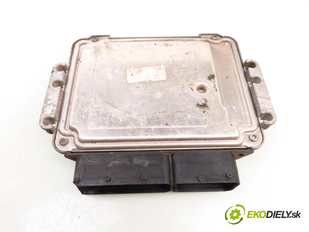 ALFA ROMEO 147 (937_) HB 2005 88,00 1.9 JTDM 8V (937.AXD1A, 937.AXU1A, 937.BXU1A) - 93 1910,00 řídící jednotka motora 0281012301; 55200669