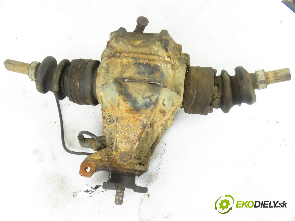 MERCEDES-BENZ KLASA C (W202) HB 1994 90,00 C 180 (202.018) - M 111.921 1799,00 diferenciál 0810099; R2013511608