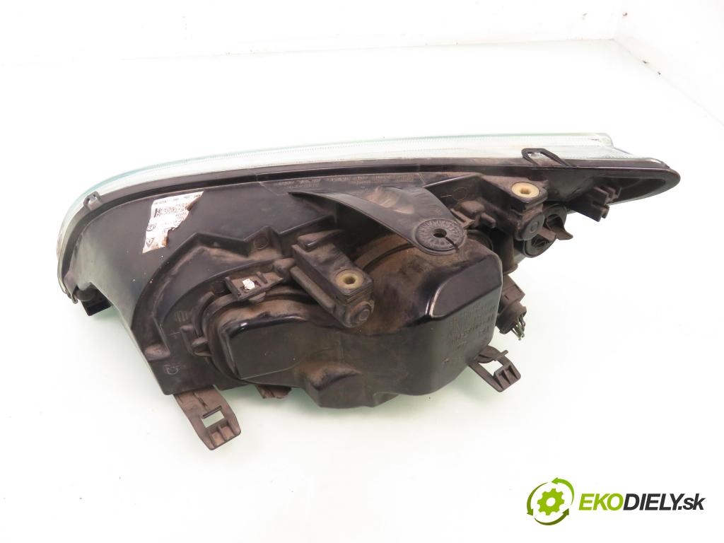 FORD FOCUS II Turnier (DA_, FFS, DS) KOMBI 2005 80,00 1.6 TDCi 109 - G8DE 1560,00 Svetlo PP 4M5113W029AC
