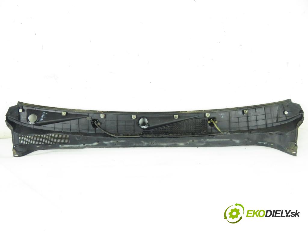 NISSAN PATHFINDER III (R51) SUV 2005 198,00 4.0 4WD 269 - VQ40DE 3954,00 Torpédo, plast pod čelné okno 66862 (Torpéda)