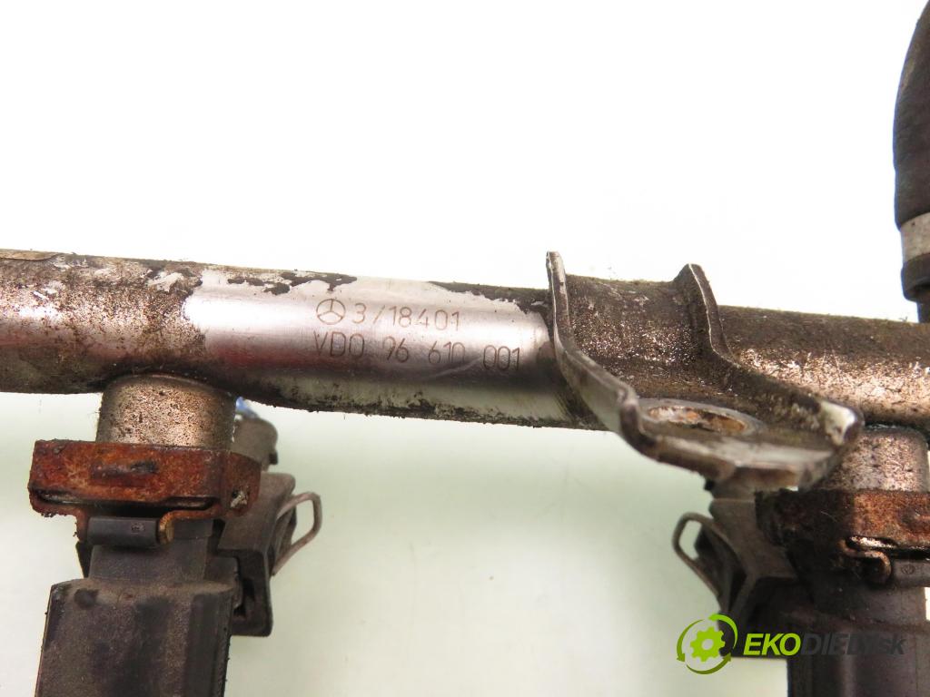 MERCEDES-BENZ KLASA A (W168) HB 2001 60,00 1.4 A 140 82 - M 166.940 1397,00 Lišta vstrekovacia 96610001 ; A1660700495 (Vstrekovacie lišty)