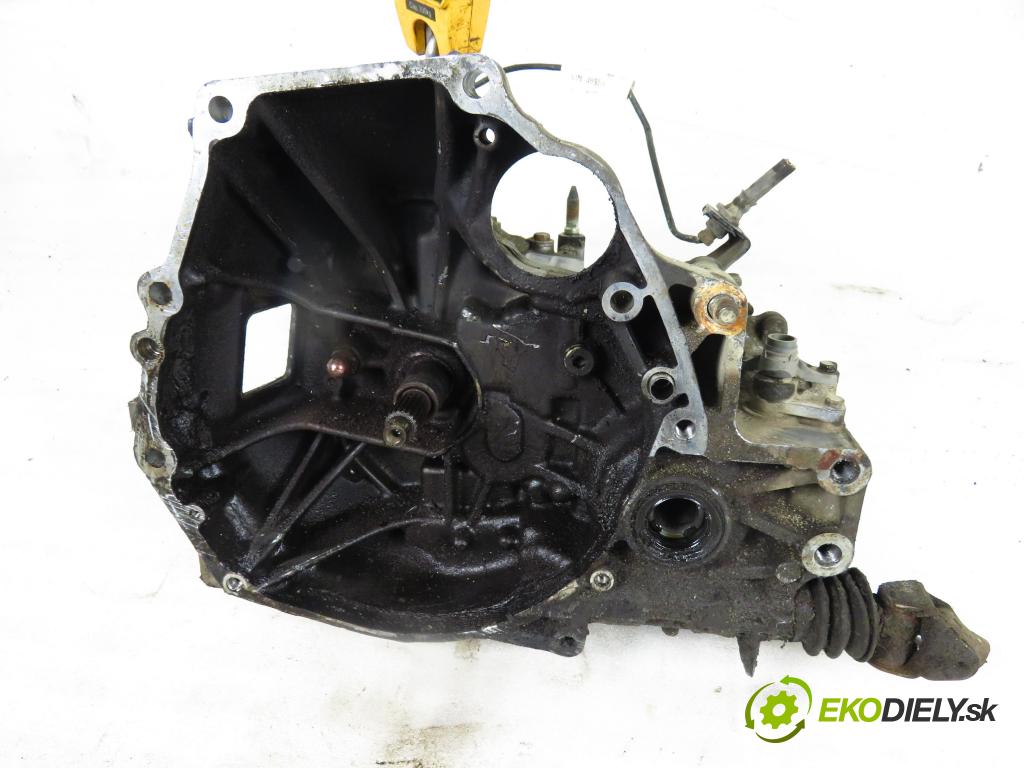 HONDA CIVIC VI Aerodeck (MB, MC) KOMBI 2000 66,00 1.4 16V (MB8) - D14A8 1396,00 Prevodovka MANUALNA 9A 1088469