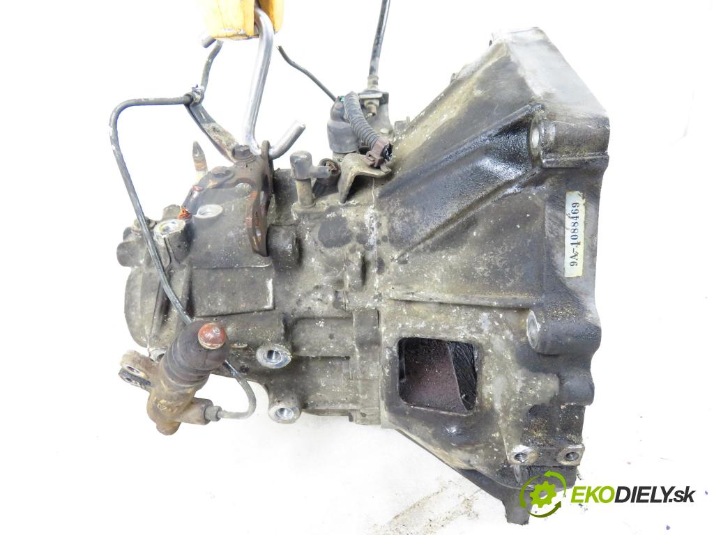 HONDA CIVIC VI Aerodeck (MB, MC) KOMBI 2000 66,00 1.4 16V (MB8) - D14A8 1396,00 Prevodovka MANUALNA 9A 1088469