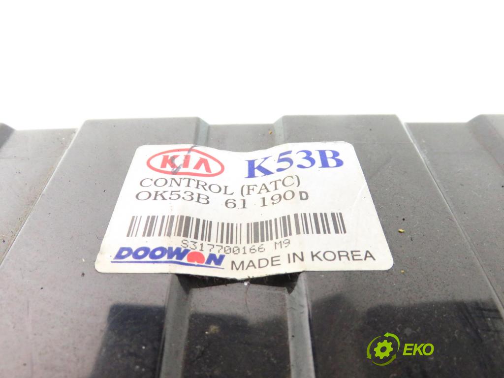 KIA CARNIVAL II (GQ) VAN 2003 106,00 2.9 CRDi - J3 2902,00 Panel kúrenia KLIMATRONIK 0K53B61190D