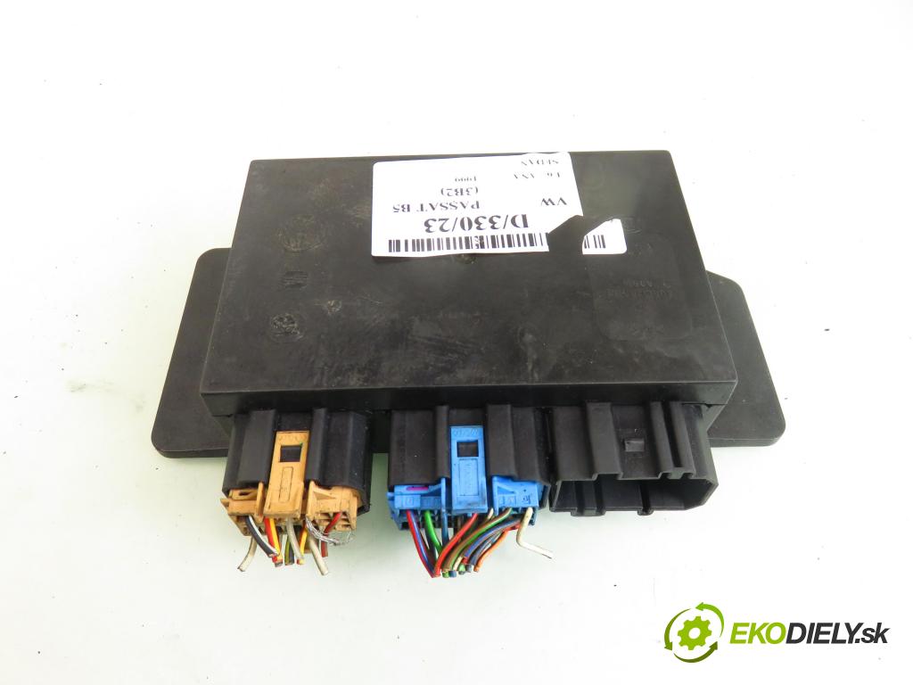 VW PASSAT B5 (3B2) SEDAN 1999 74,00 1.6 - ANA 1595,00 MODUL komfortu 3B0959507 ; 73190400
