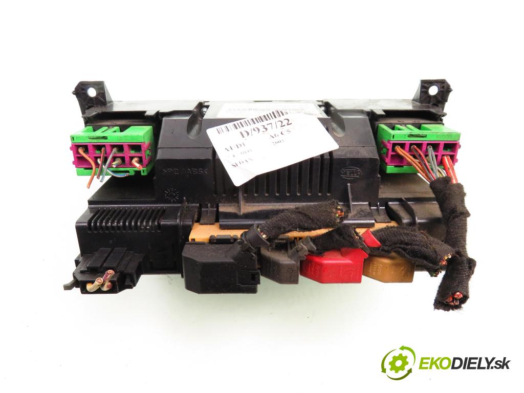 AUDI A6 (4B2, C5) SEDAN 2003 125,00 2.4 - BDV 2393,00 Panel kúrenia KLIMATRONIK 4B0820043AK; 5HB00760455