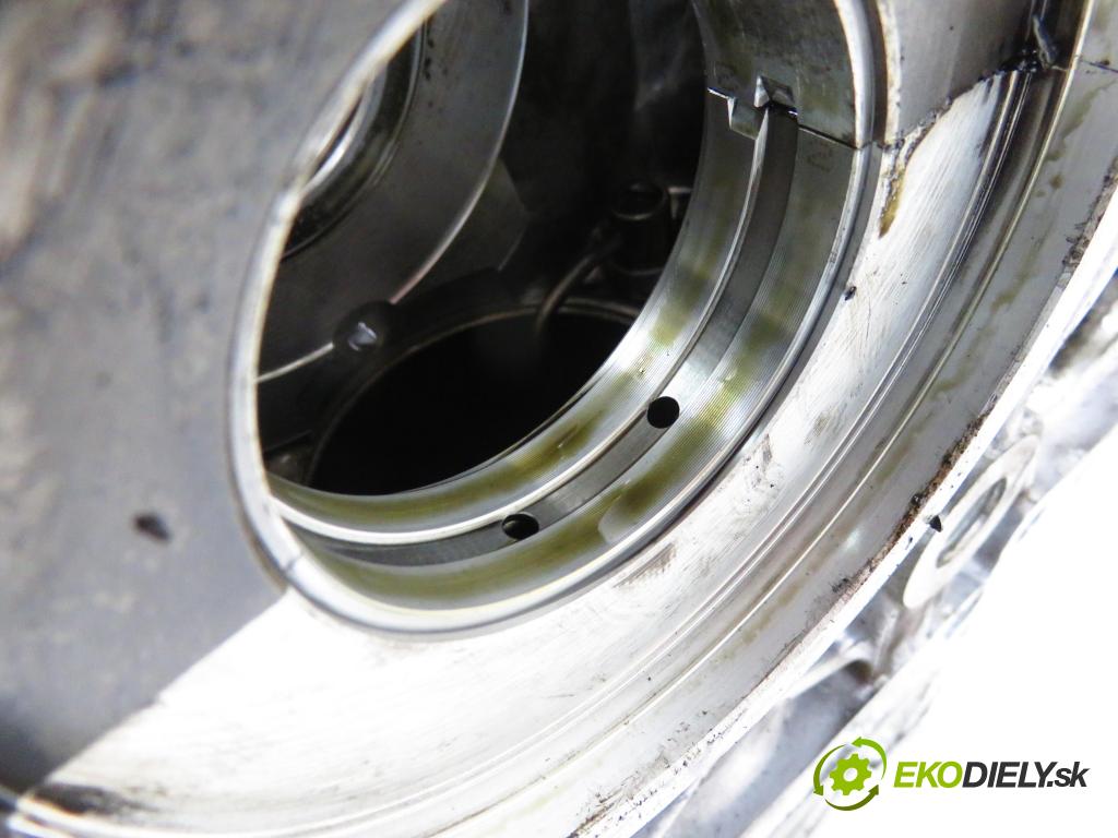 TOYOTA COROLLA Verso (ZER_, ZZE12_, R1_) MINIVAN 2005 100,00 2.2 D-4D (AUR10_) - 2AD-FTV 2231,00 blok Motor 2AD (Blok motora)