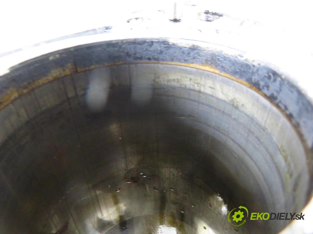 TOYOTA COROLLA Verso (ZER_, ZZE12_, R1_) MINIVAN 2005 100,00 2.2 D-4D (AUR10_) - 2AD-FTV 2231,00 blok Motor 2AD (Blok motora)