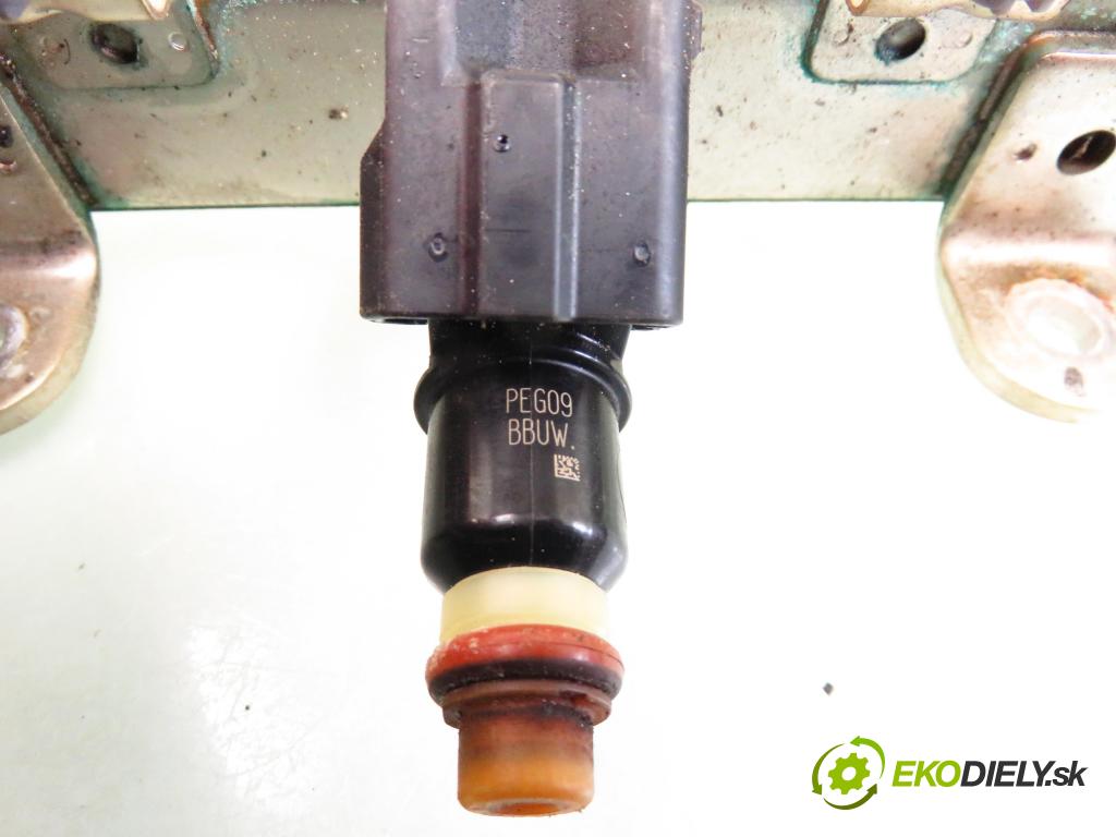 HONDA ODYSSEY (RL5) VAN 2011 185,00 J35Z8 3471,00 Lišta vstrekovacia  (Vstrekovacie lišty)