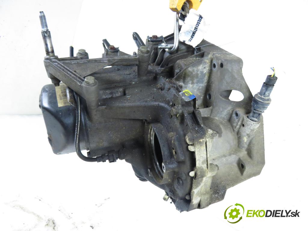 RENAULT THALIA I (LB0/1/2_) SEDAN 2001 55,00 1.4 - K7J 700 1390,00 Prevodovka MANUALNA JB3971; R008478