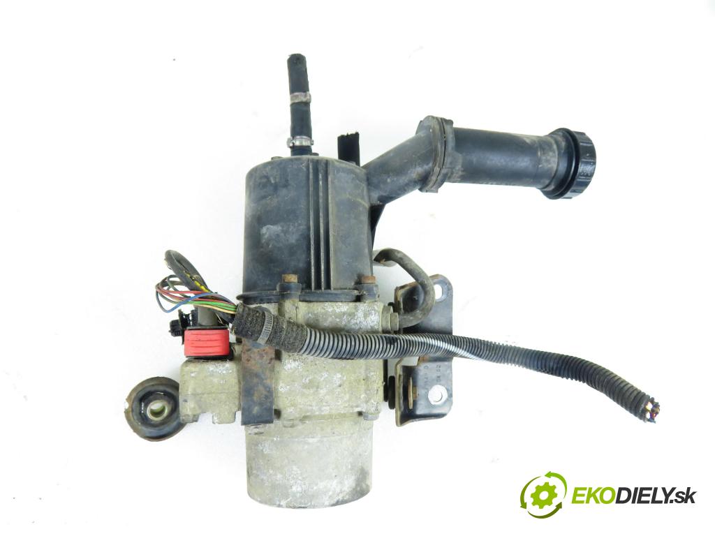 PEUGEOT 307 (3A/C) HB 2002 1360,00 Pompy wspomagania 1360,00 Pumpa servočerpadlo 9645102580 ; A5088673 ; 02170709