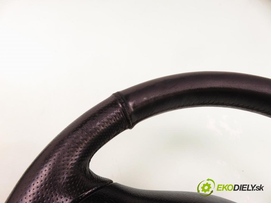 SEAT LEON (1M1) HB 2000 55,00 1.4 16V - APE 1390,00 Volant  (Volanty)