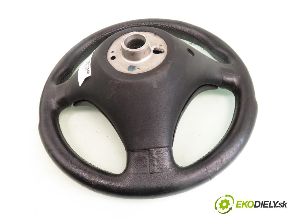 AUDI A6 (4B2, C5) SEDAN 1997 142,00 2.8 quattro - ACK 2771,00 Volant  (Volanty)