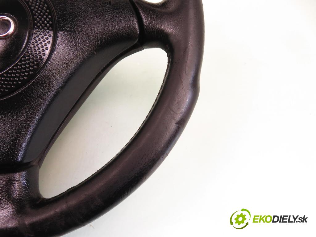 AUDI A6 (4B2, C5) SEDAN 1997 142,00 2.8 quattro - ACK 2771,00 Volant  (Volanty)