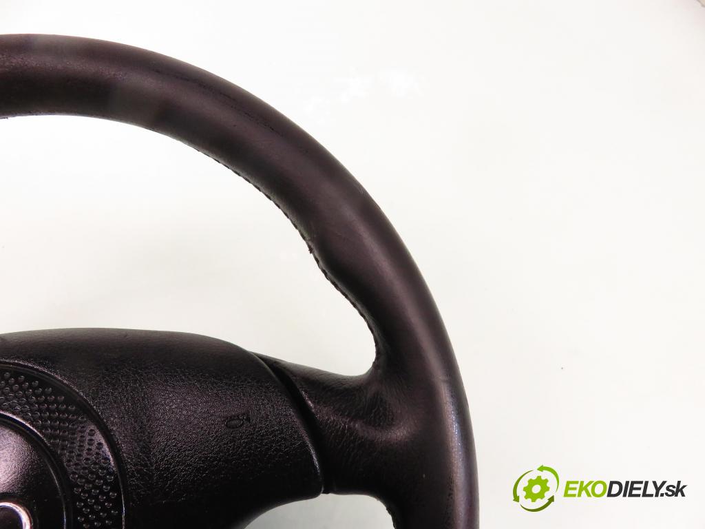 AUDI A6 (4B2, C5) SEDAN 1997 142,00 2.8 quattro - ACK 2771,00 Volant  (Volanty)