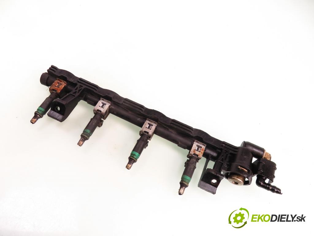 FORD FOCUS II (DA_, HCP) HB 2006 74,00 1.6 - SHDC 1596,00 Lišta vstrekovacia 98MFBC; 5M5G9H487BA (Vstrekovacie lišty)