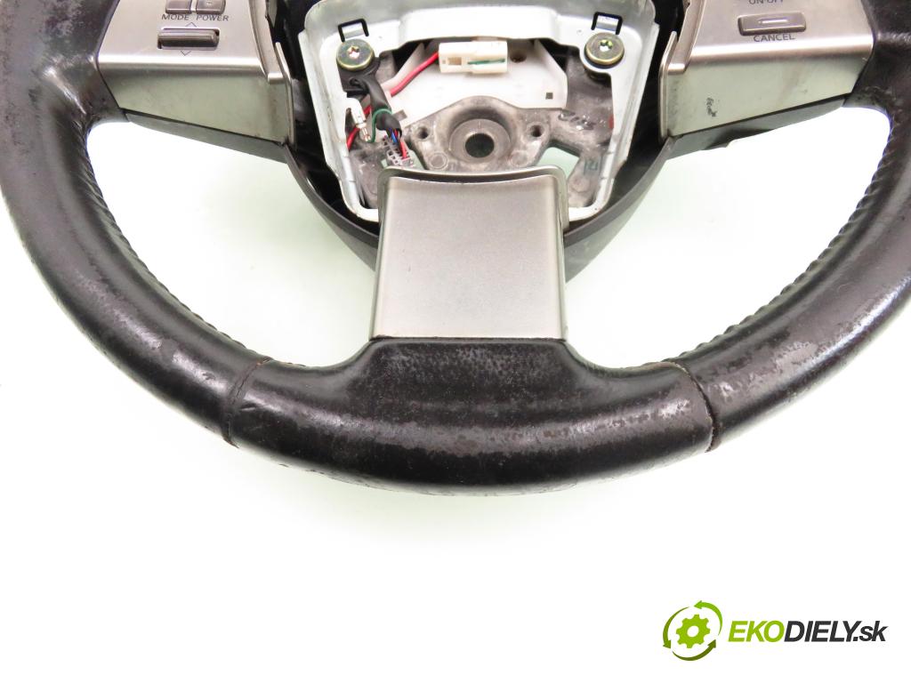 NISSAN MAXIMA VI (A34) SEDAN 2004 195,00 3.5 - VQ35DE 3498,00 Volant  (Volanty)