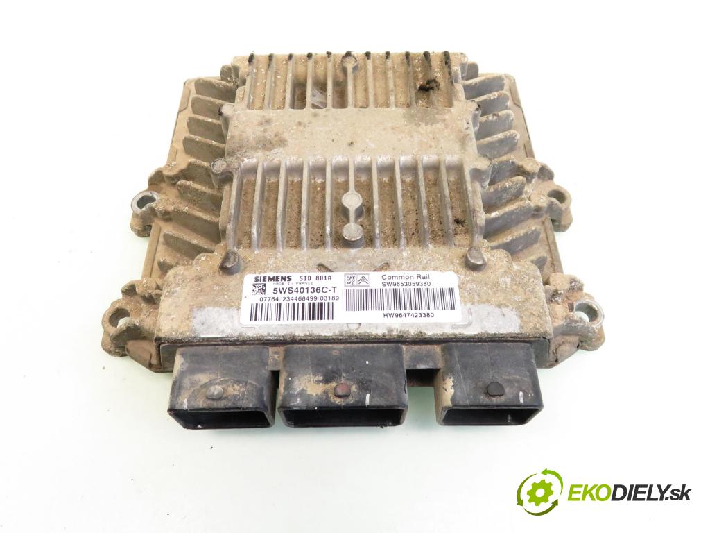 PEUGEOT PARTNER Skrzynia (5_, G_) FURGON 2003 1997,00 Sterowniki silnika 1997,00 řídící jednotka motora 5WS40136CT ; SW9653059380 ; HW9647423380