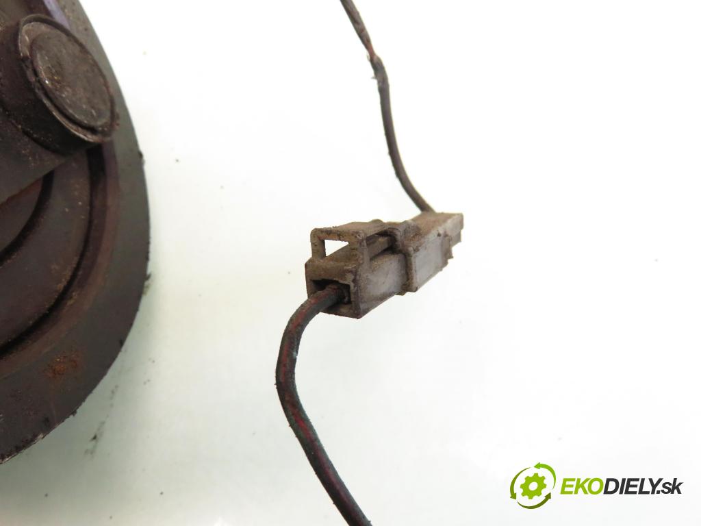 MAZDA 323 F VI (BJ) HB 2000 74,00 2.0 DITD 101 - RF4F 1998,00 KOMPRESOR: klimatizace H12A1AA4DM (Kompresory)