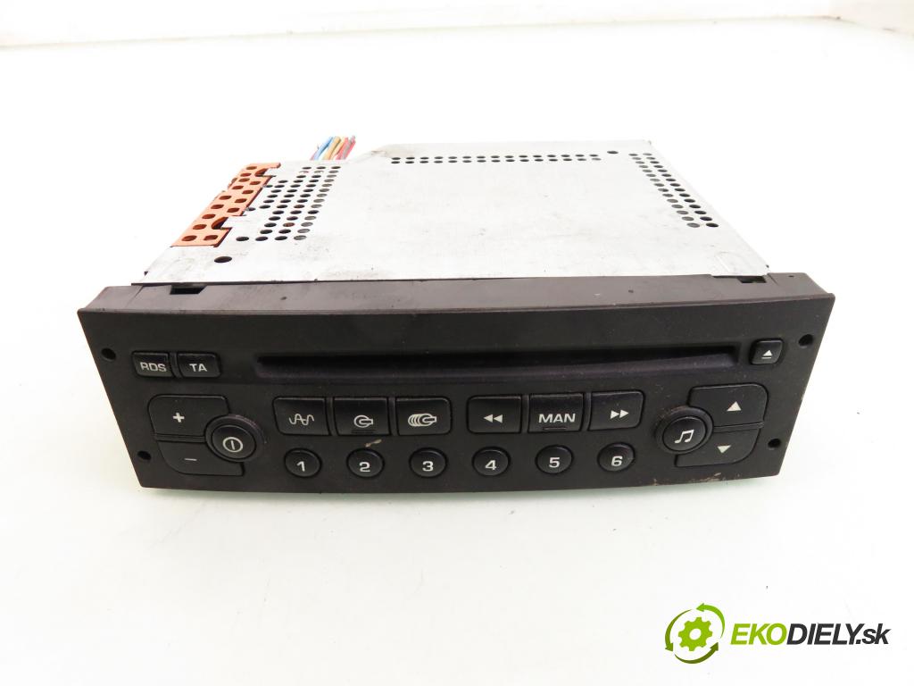 PEUGEOT 307 SW (3H) KOMBI 2003 103,00 2.0 16V - RFN (EW10J4) 1997,00 RADIO CD 96488013XT00