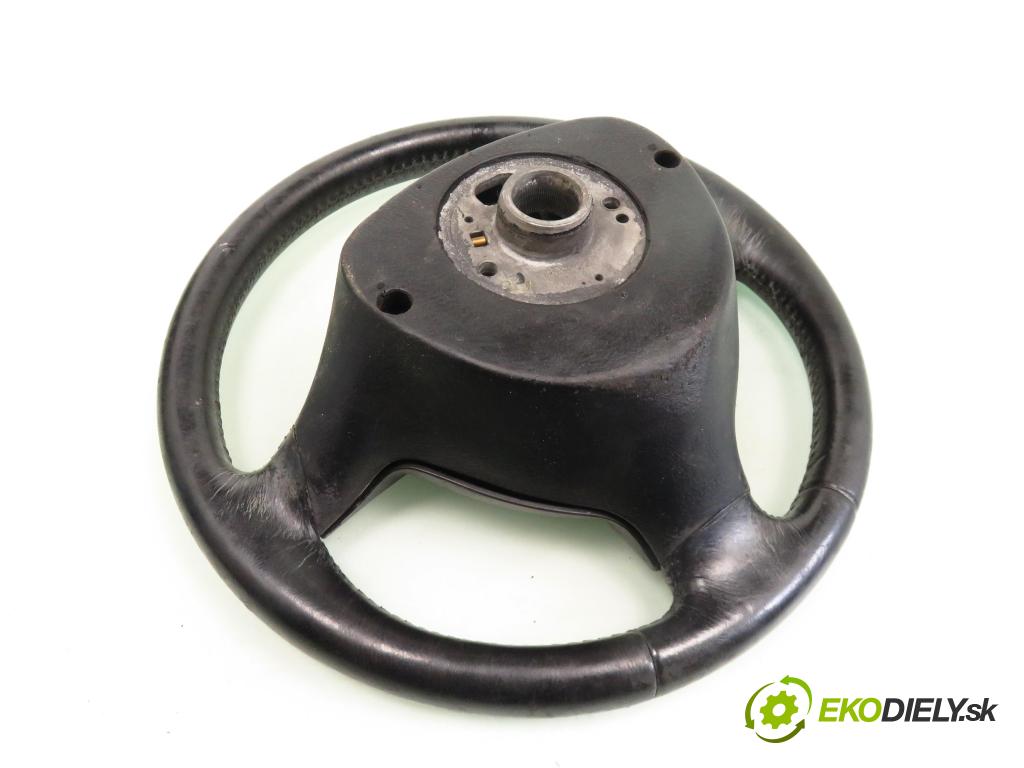 SEAT LEON (1M1) HB 2000 132,00 1.8 20V T - APP 1781,00 Volant  (Volanty)