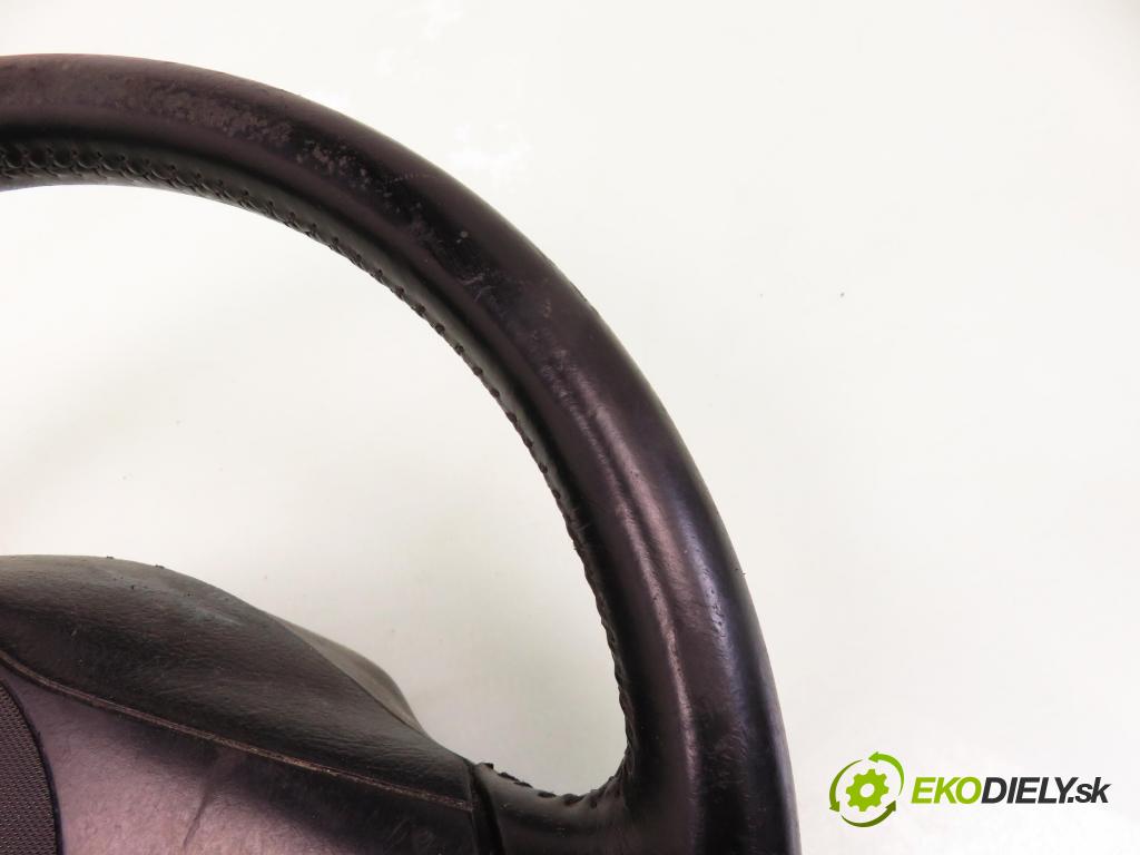 SEAT LEON (1M1) HB 2000 132,00 1.8 20V T - APP 1781,00 Volant (Volanty)