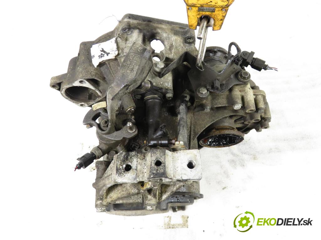 VW GOLF IV (1J1) HB 2001 74,00 1.9 TDI PD 101 - AXR 1896,00 Prevodovka MANUALNA EUH