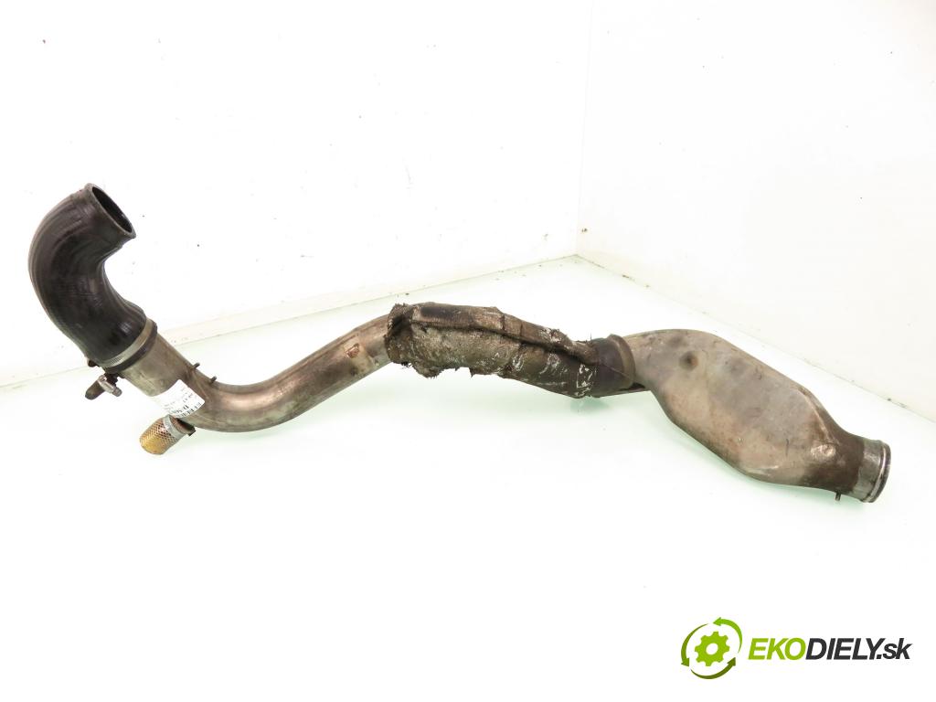 SEAT LEON (1M1) HB 2000 132,00 1.8 20V T - APP 1781,00 Rúra intercoolera turba