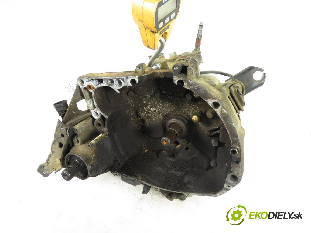 RENAULT CLIO II (BB_, CB_) HB 1998 55,00 1.4 (B/CB0C) - E7J 780 1390,00 Prevodovka MANUALNA JB1105
