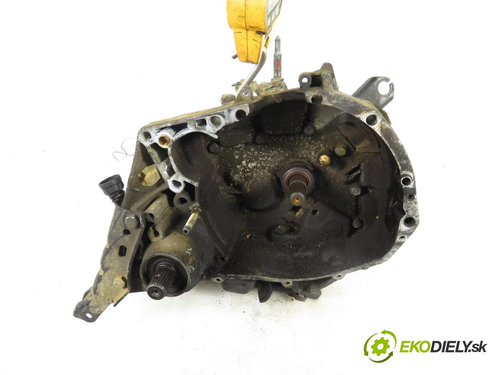 RENAULT CLIO II (BB_, CB_) HB 1998 55,00 1.4 (B/CB0C) - E7J 780 1390,00 Prevodovka MANUALNA JB1105