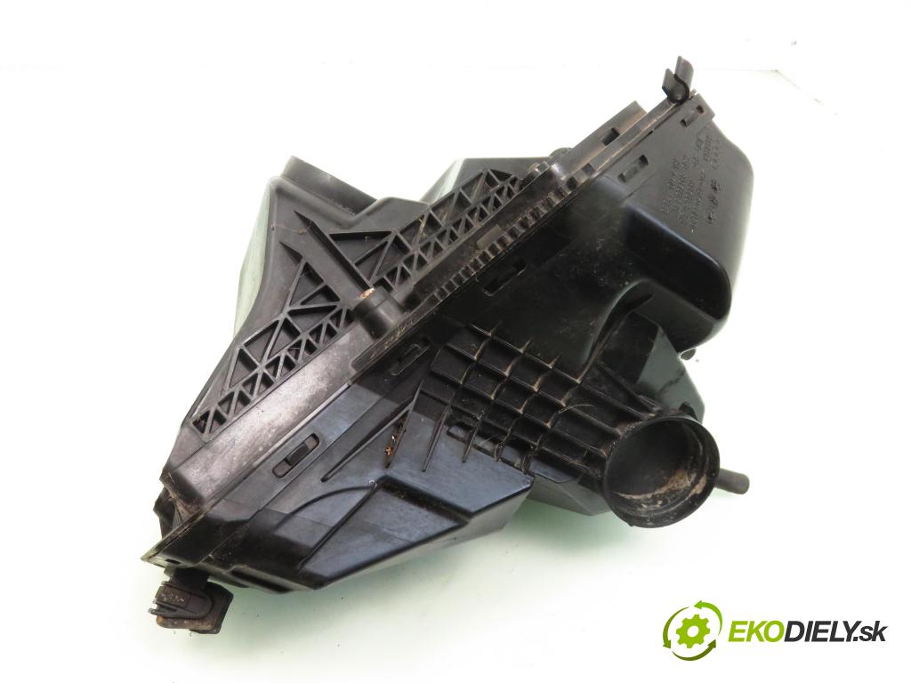 AUDI A5 (8T3) COUPE 2009 125,00 1.8 TFSI - CJEB 1798,00 Obal filtra vzduchu 8R0133843B; 8R0133835F (Obaly filtrov vzduchu)