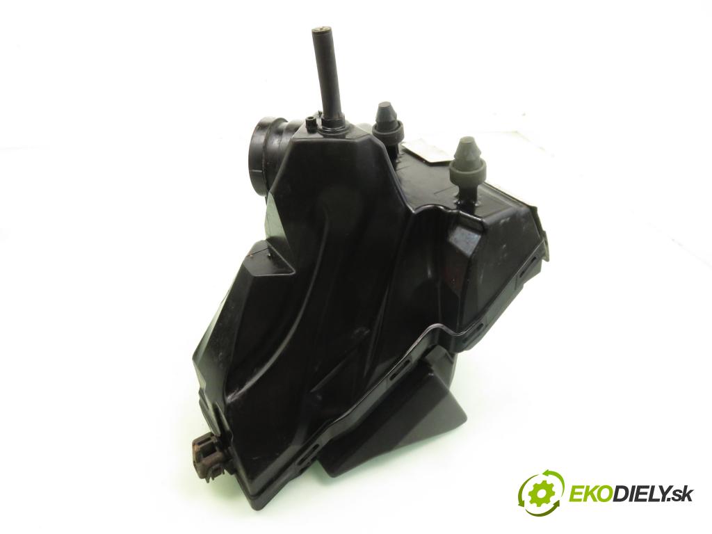 AUDI A5 (8T3) COUPE 2009 125,00 1.8 TFSI - CJEB 1798,00 Obal filtra vzduchu 8R0133843B; 8R0133835F (Obaly filtrov vzduchu)