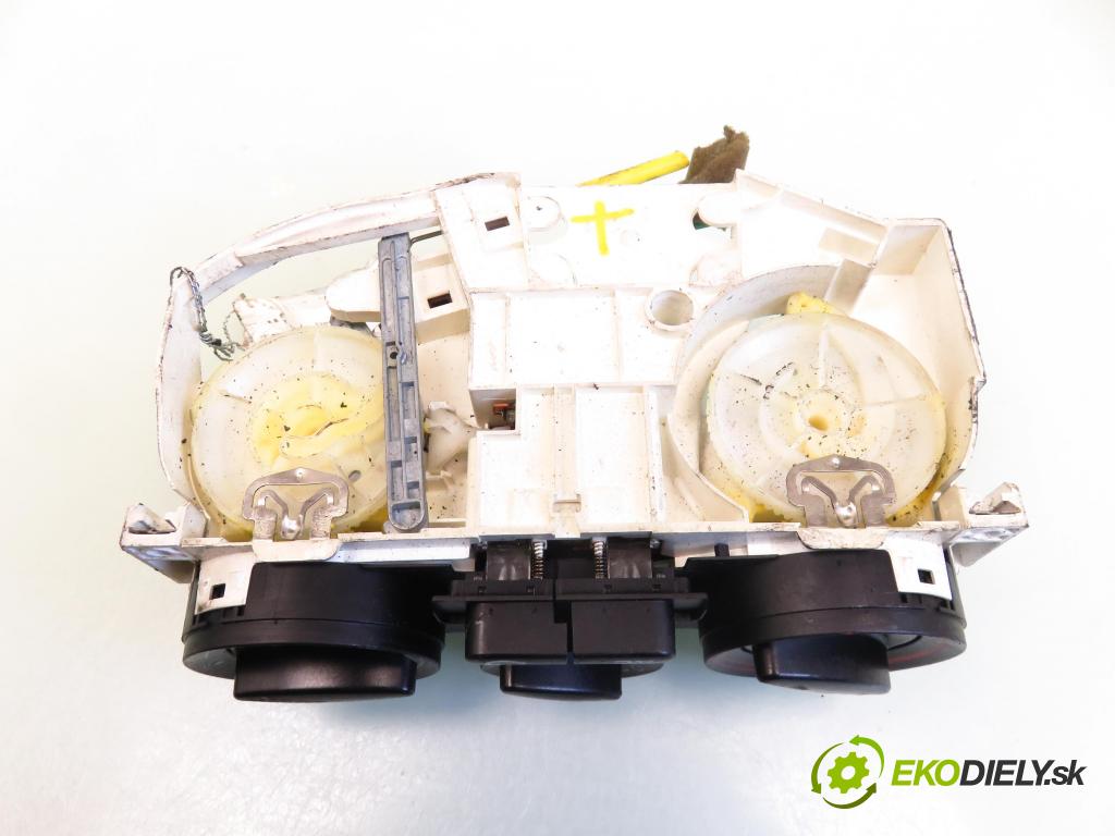 SEAT TOLEDO II (1M2) SEDAN 2003 77,00 1.6 16V - BCB 1598,00 Panel kúrenia KLIMATIZACE: 1M0820045C