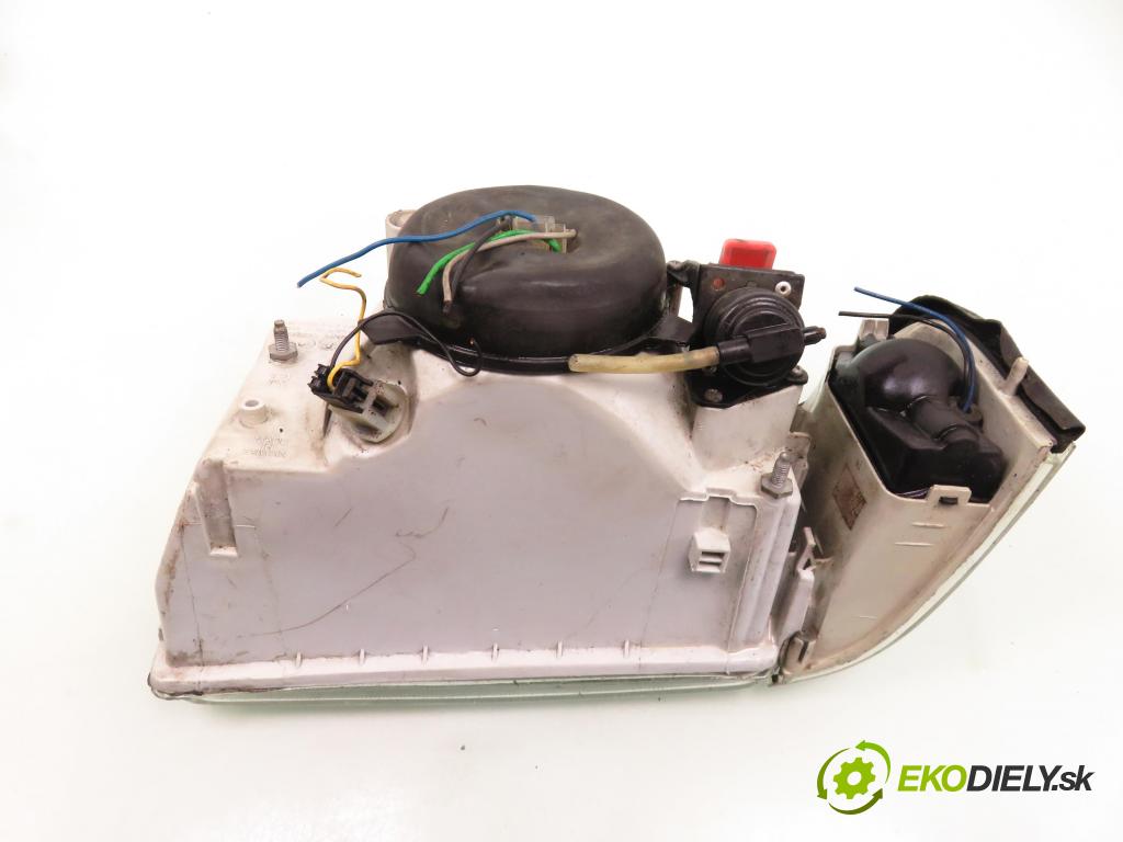 FIAT UNO (146_) HB 2001 30,00 0.9 - 100 GL.000 903,00 Svetlo PP