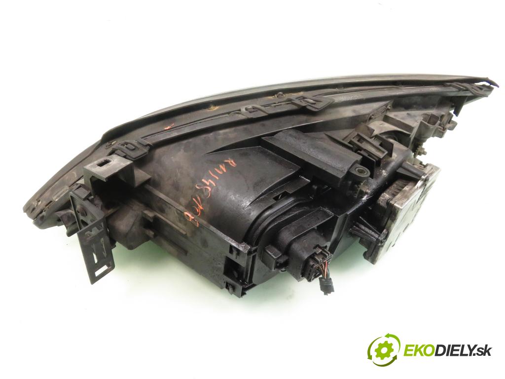 FORD MONDEO III Turnier (BWY) KOMBI 2003 1998,00 Lampy przednie 1998,00 Svetlo PP 0301174274 ; 1S7113005UF ; 1307329064